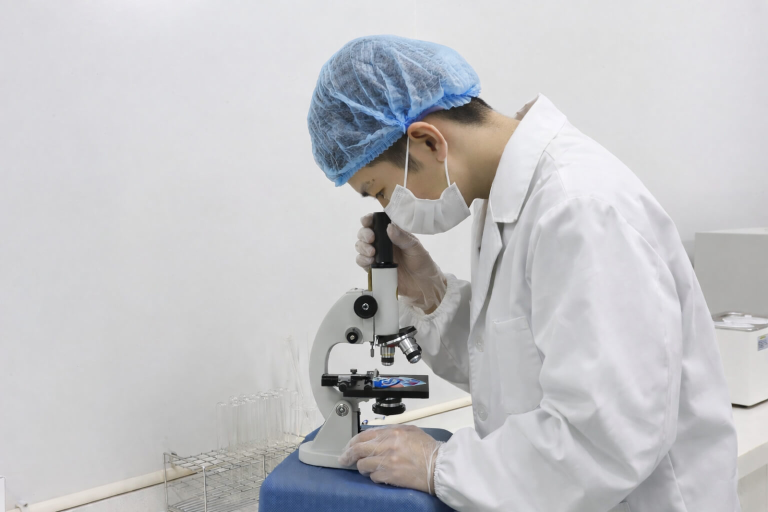 Quality Control of Foil Lids